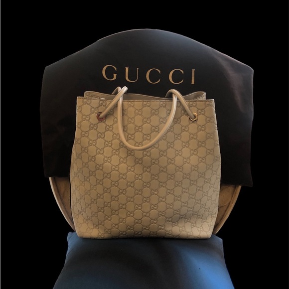 Authentic Gucci Medium Size Tote/Shoulder Bag - Picture 10 of 11